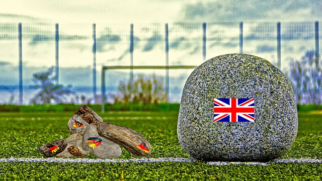 欧冠本轮最佳球员候选：姆巴佩、维蒂尼亚、吉拉西、奥巴梅扬